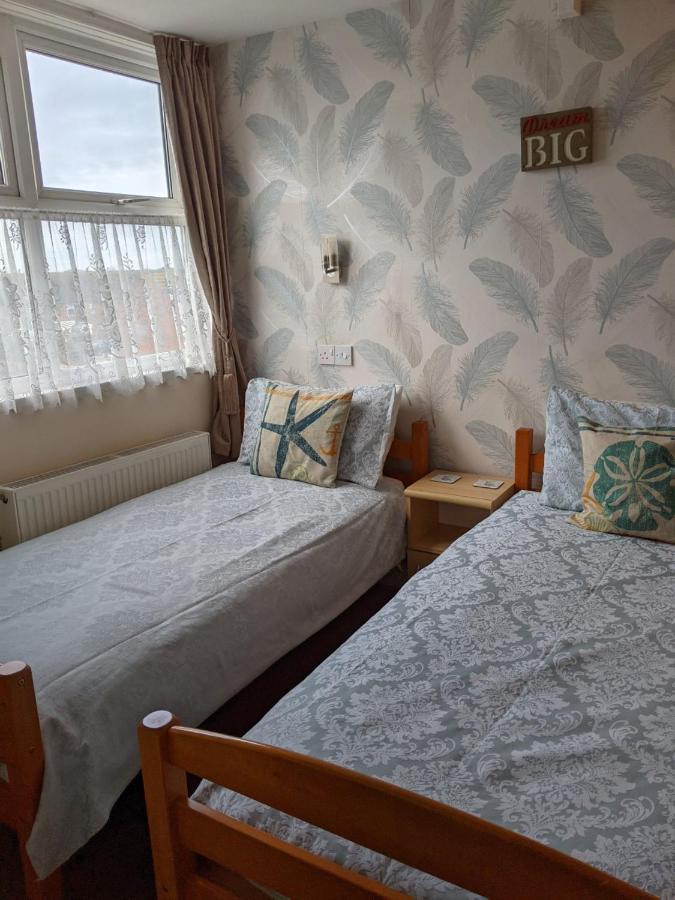 Cleasewood Guest House Great Yarmouth Exterior foto