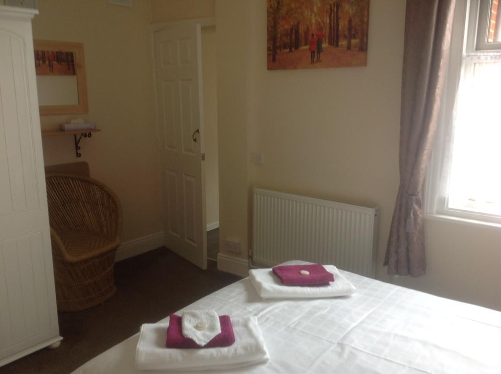 Cleasewood Guest House Great Yarmouth Exterior foto