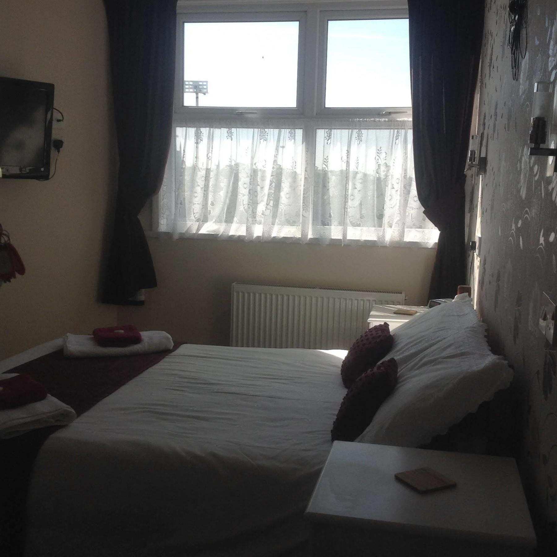 Cleasewood Guest House Great Yarmouth Exterior foto
